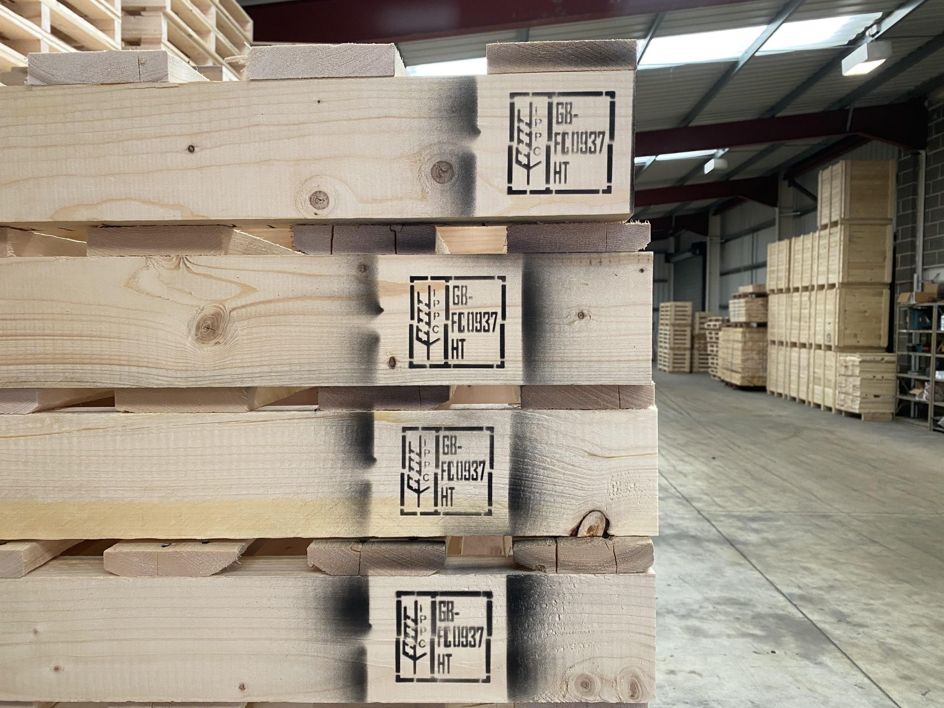 cases-crates-pallet-case-manufacturers-leeds-bradford-d-k-pallets